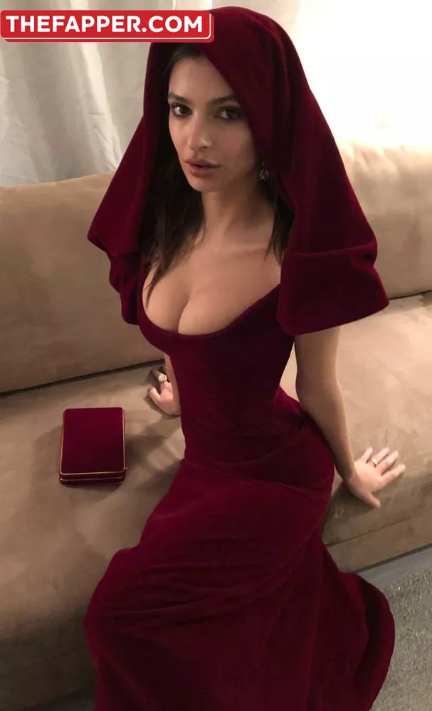 Emily Ratajkowski  Onlyfans Leaked Nude Image #XZPvz0DwJP