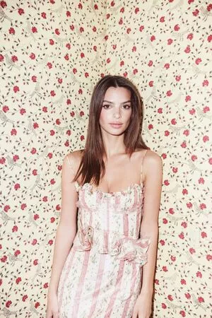 Emily Ratajkowski Onlyfans Leaked Nude Image #ezIjRTkyxp