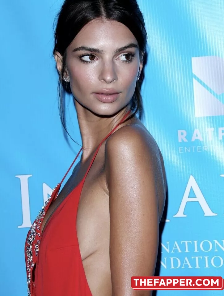 Emily Ratajkowski  Onlyfans Leaked Nude Image #fPXkvFim56