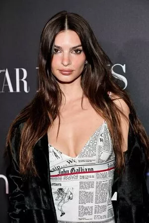 Emily Ratajkowski Onlyfans Leaked Nude Image #g5evEIkmUD