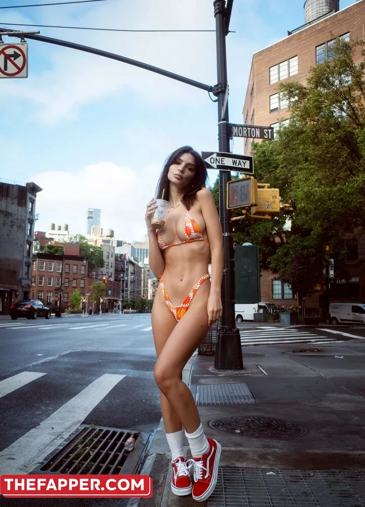 Emily Ratajkowski  Onlyfans Leaked Nude Image #mf8yJusge9