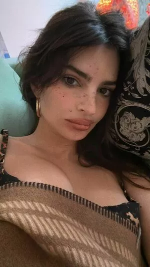 Emily Ratajkowski Onlyfans Leaked Nude Image #oJ1of3k0zv