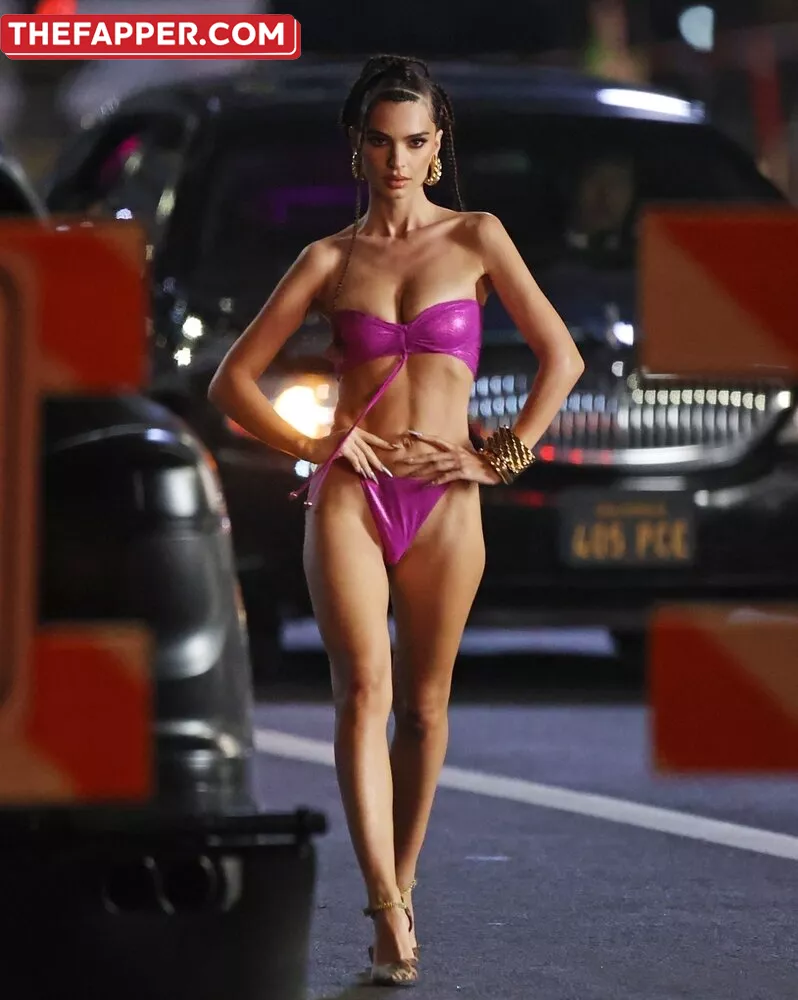 Emily Ratajkowski  Onlyfans Leaked Nude Image #t7h1G5A4TC