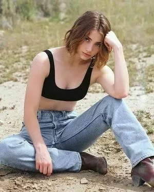 Emily Rudd Onlyfans Leaked Nude Image #sSV8nlk9ed