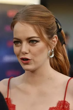 Emma Stone Onlyfans Leaked Nude Image #6LvfRI6G3m