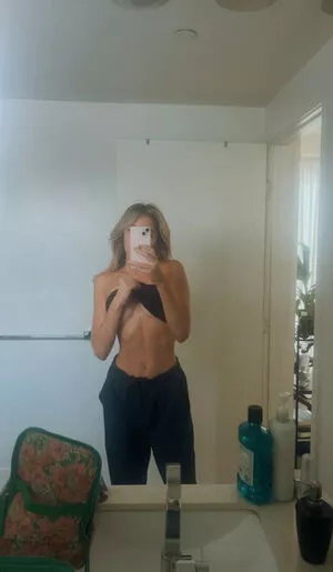 Emmy Corinne Onlyfans Leaked Nude Image #iiiOTc5FFi