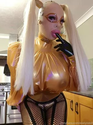 Evelyndoll OnlyFans Leak Hl4RhlCU83