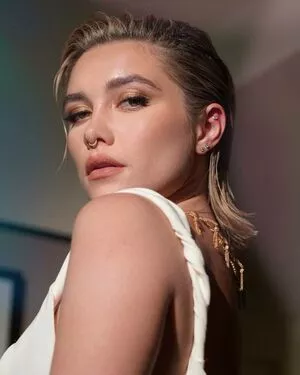 Florence Pugh Onlyfans Leaked Nude Image #7xyHBv3zIu