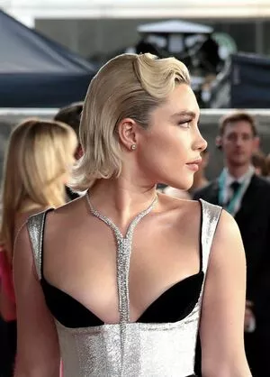 Florence Pugh Onlyfans Leaked Nude Image #8s2H0zvMnJ