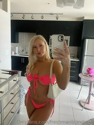 Freshmanblondie18 Onlyfans Leaked Nude Image #zejvVowy7X