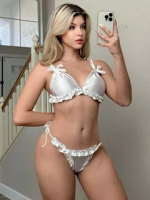 Gabi Champ Onlyfans Leaked Nude Image #2VBIq93pcz