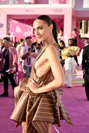 Gal_gadot Onlyfans Leaked Nude Image #39M8yLLieC