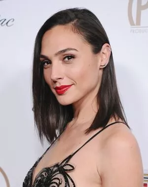 Gal_gadot Onlyfans Leaked Nude Image #ObpOOblHex