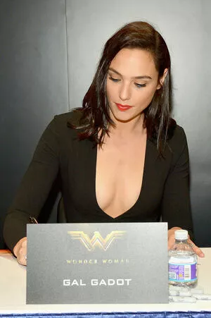 Gal_gadot Onlyfans Leaked Nude Image #hrE1hgoeve