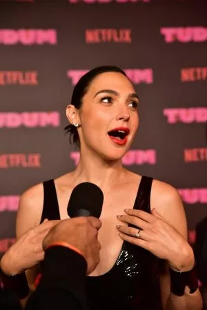 Gal_gadot Onlyfans Leaked Nude Image #o9C8bn2poZ