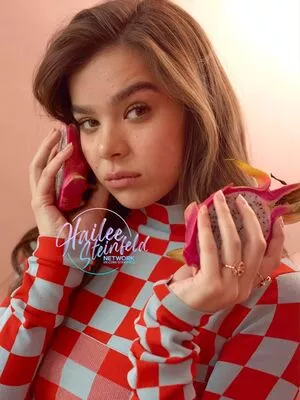 Hailee Steinfeld Onlyfans Leaked Nude Image #16qLmgW6x3