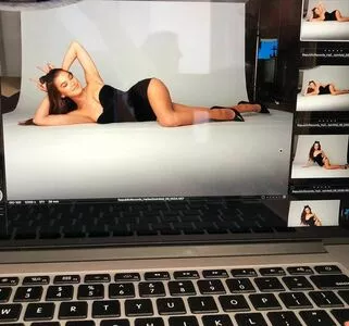 Hailee Steinfeld Onlyfans Leaked Nude Image #64bsEiNzJD