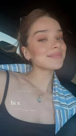 Hailee Steinfeld Onlyfans Leaked Nude Image #6hXc89xyK5