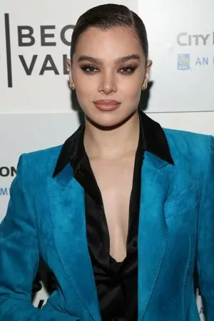 Hailee Steinfeld Onlyfans Leaked Nude Image #BR9ZeQzogt