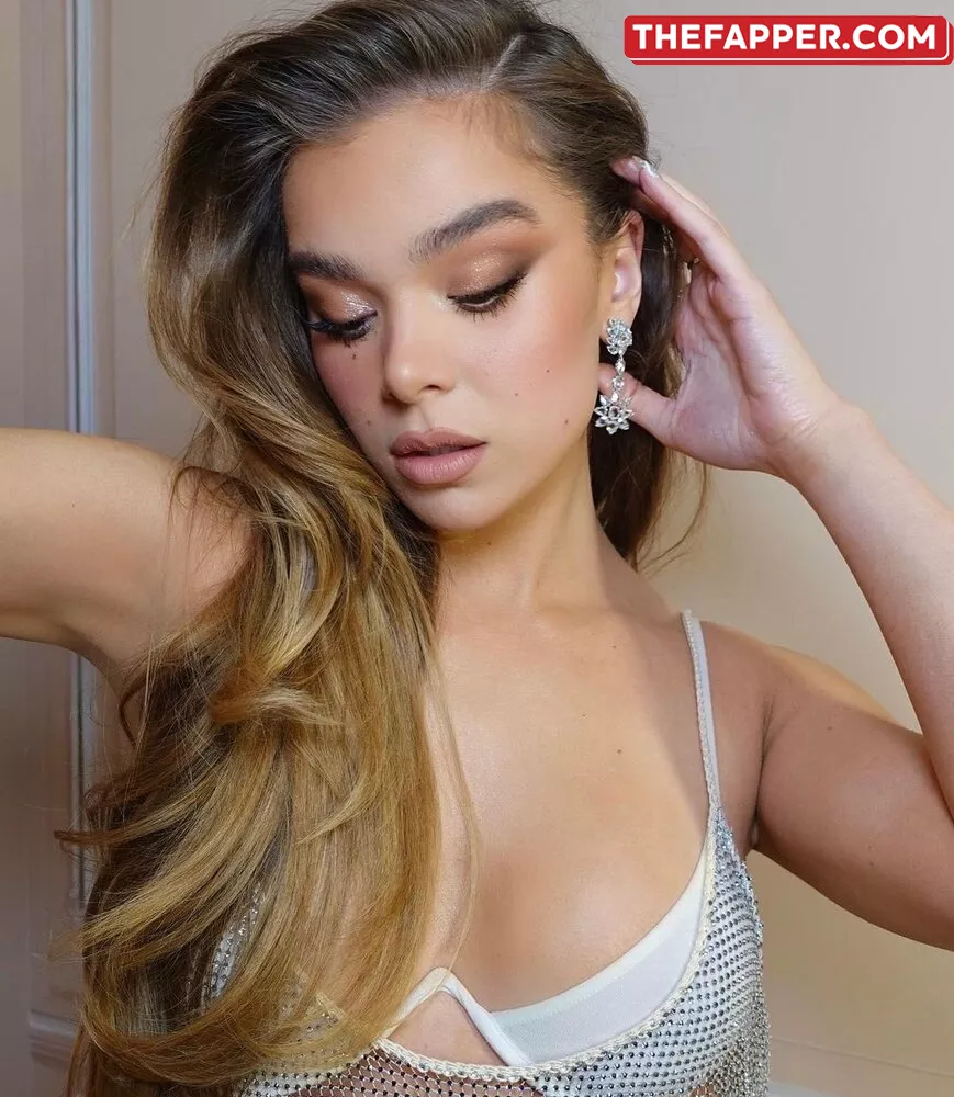 Hailee Steinfeld  Onlyfans Leaked Nude Image #CZ3dPSRrzA