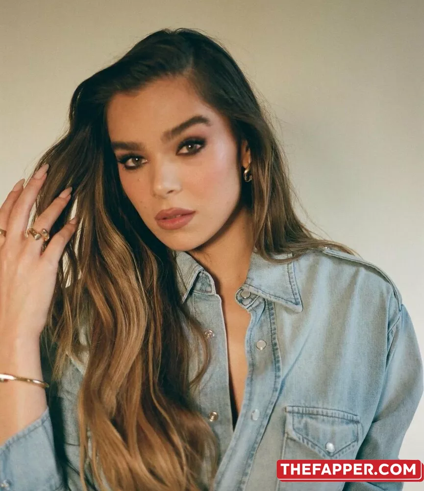 Hailee Steinfeld  Onlyfans Leaked Nude Image #Es0e5xk3FB