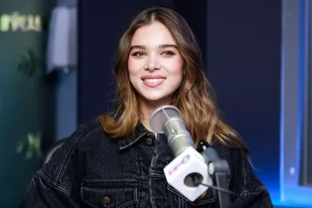 Hailee Steinfeld Onlyfans Leaked Nude Image #HN3rLFAo55