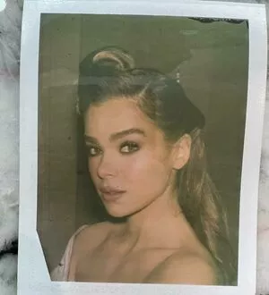 Hailee Steinfeld Onlyfans Leaked Nude Image #NMstREG2iy