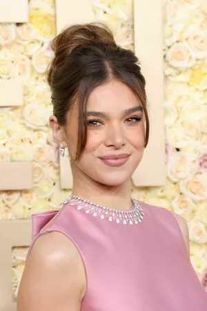 Hailee Steinfeld Onlyfans Leaked Nude Image #OL1FBlhD4n