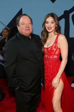 Hailee Steinfeld Onlyfans Leaked Nude Image #QvEvGkr1eD