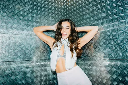 Hailee Steinfeld Onlyfans Leaked Nude Image #R6ekY0k633