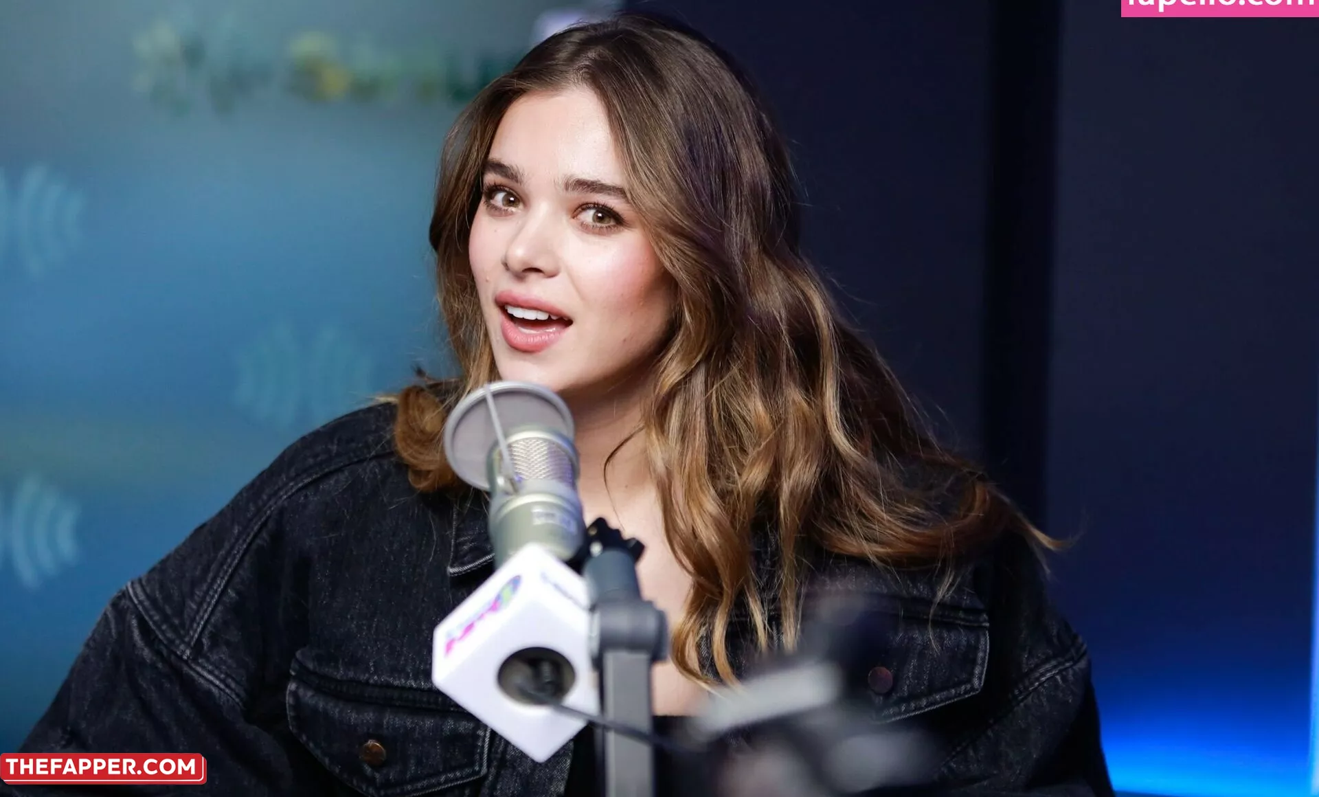 Hailee Steinfeld  Onlyfans Leaked Nude Image #S8JnXGAU6N