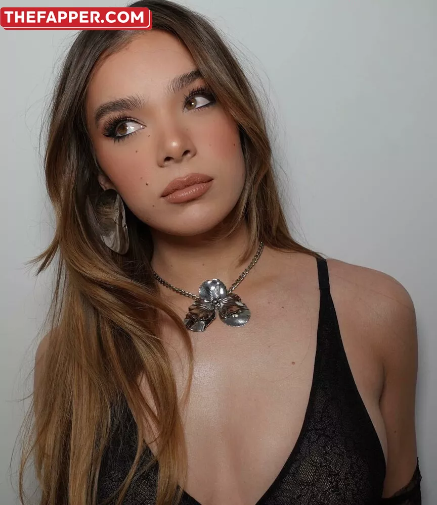 Hailee Steinfeld  Onlyfans Leaked Nude Image #pgW1OLWJmz