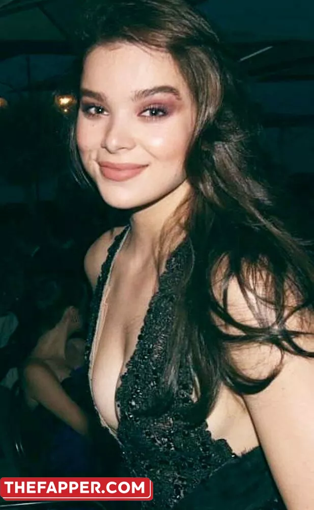 Hailee Steinfeld  Onlyfans Leaked Nude Image #yEBlHcae5v