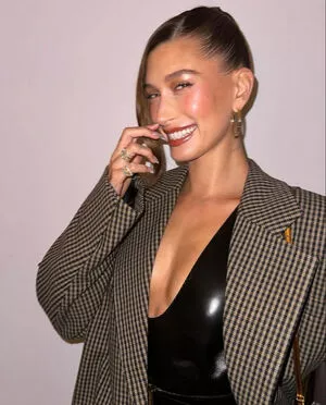 Hailey Baldwin Bieber Onlyfans Leaked Nude Image #DxUDyD1Bri