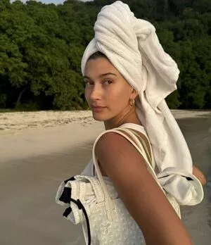 Hailey Baldwin Bieber Onlyfans Leaked Nude Image #aXDy94lhTf