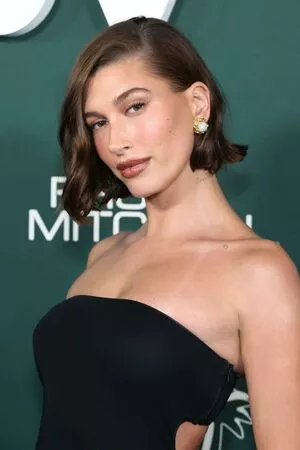 Hailey Baldwin Bieber Onlyfans Leaked Nude Image #lfzsjERl4h