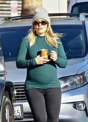 Hilary Duff OnlyFans Leak Jcxuq0BZZg