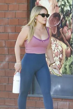 Hilary Duff Onlyfans Leaked Nude Image #iCxigY2FIT