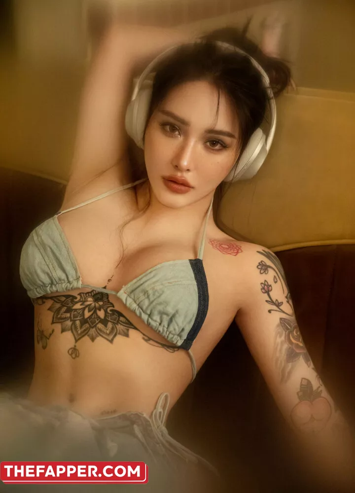 Hitomi Songyuxin  Onlyfans Leaked Nude Image #3uiDMZYOkc