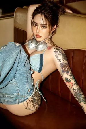 Hitomi Songyuxin Onlyfans Leaked Nude Image #E1ABlNlaYM