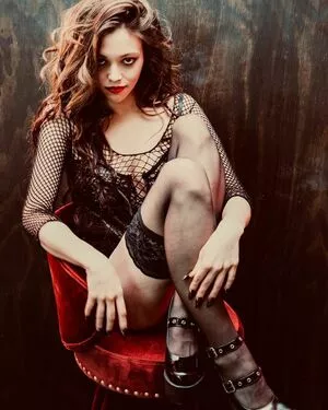 India Eisley OnlyFans Leak 9aIP81dX1L