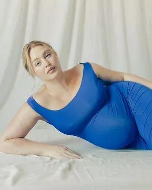 Iskra Lawrence OnlyFans Leak AUAxZt4bpH