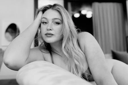 Iskra Lawrence OnlyFans Leak U9h08HkJuH