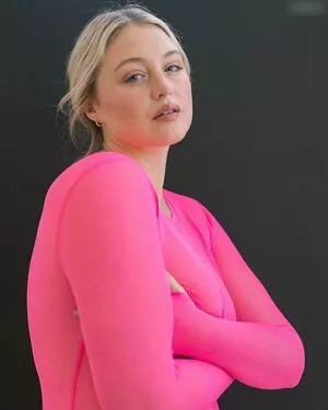 Iskra Lawrence OnlyFans Leak XcD1f92AXa