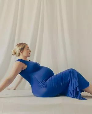 Iskra Lawrence OnlyFans Leak sbVAUInIPN