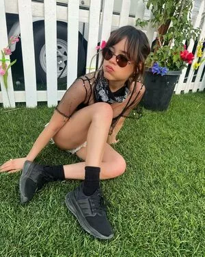 Jenna Ortega Onlyfans Leaked Nude Image #1zDXLjHFcf