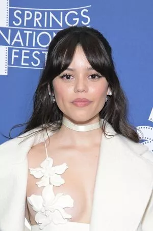 Jenna Ortega Onlyfans Leaked Nude Image #2U51xcOkPJ