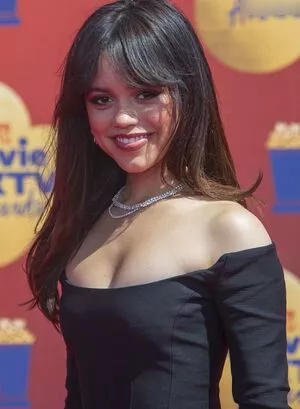 Jenna Ortega Onlyfans Leaked Nude Image #PAF4HS2JdQ