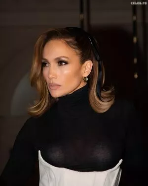 Jennifer Lopez Onlyfans Leaked Nude Image #8XqXrerb7S