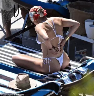 Jennifer Lopez Onlyfans Leaked Nude Image #eNtVjleJe1